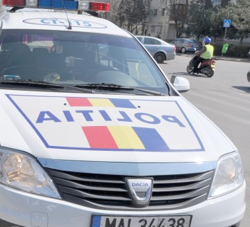 Depistat în trafic, fără să deţină permis de conducere
